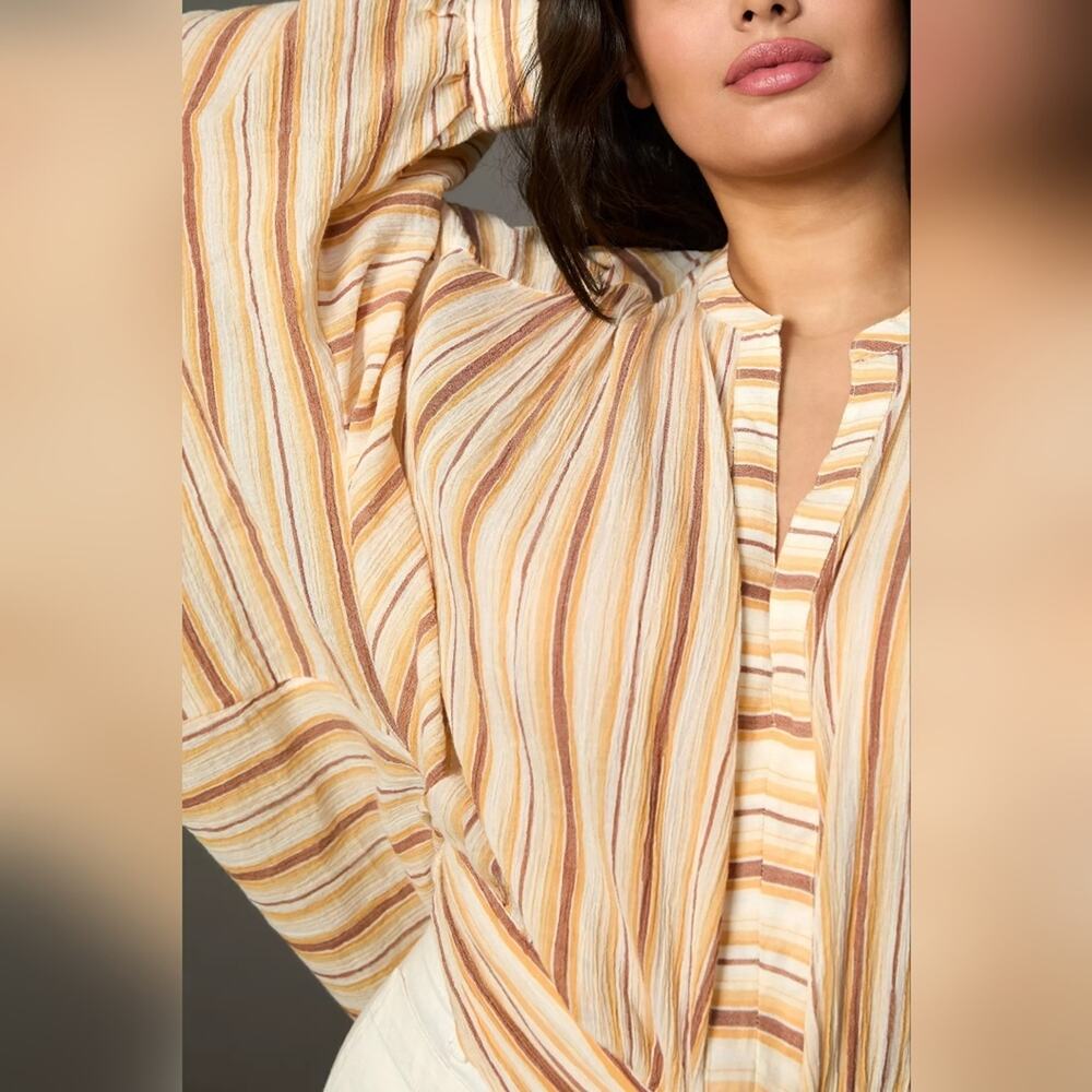 NEW Striped Beige and Whitw Tie Front Blouse - Picture 2 of 4